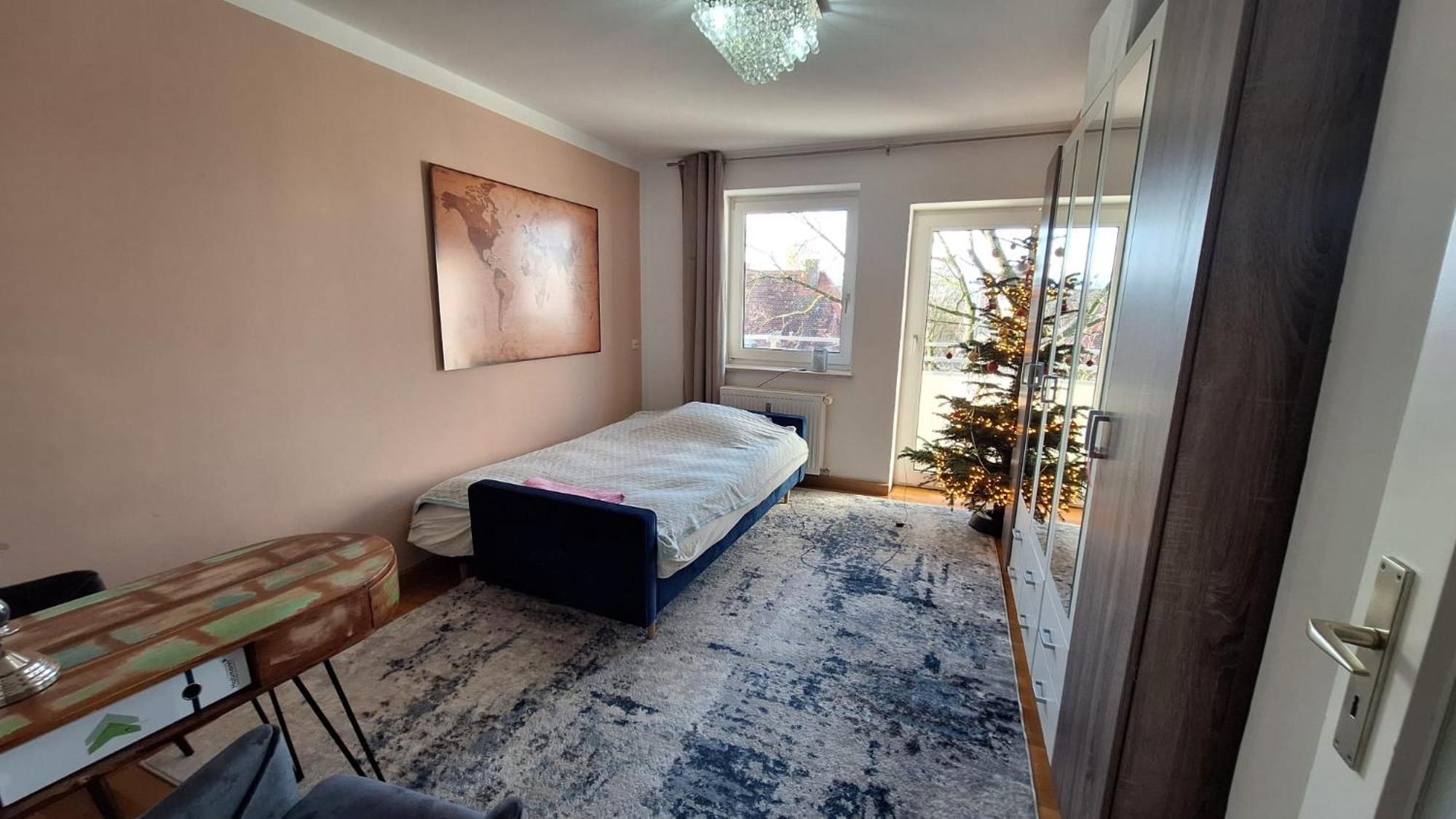 Beautiful 2-bedroom In Center Apartment